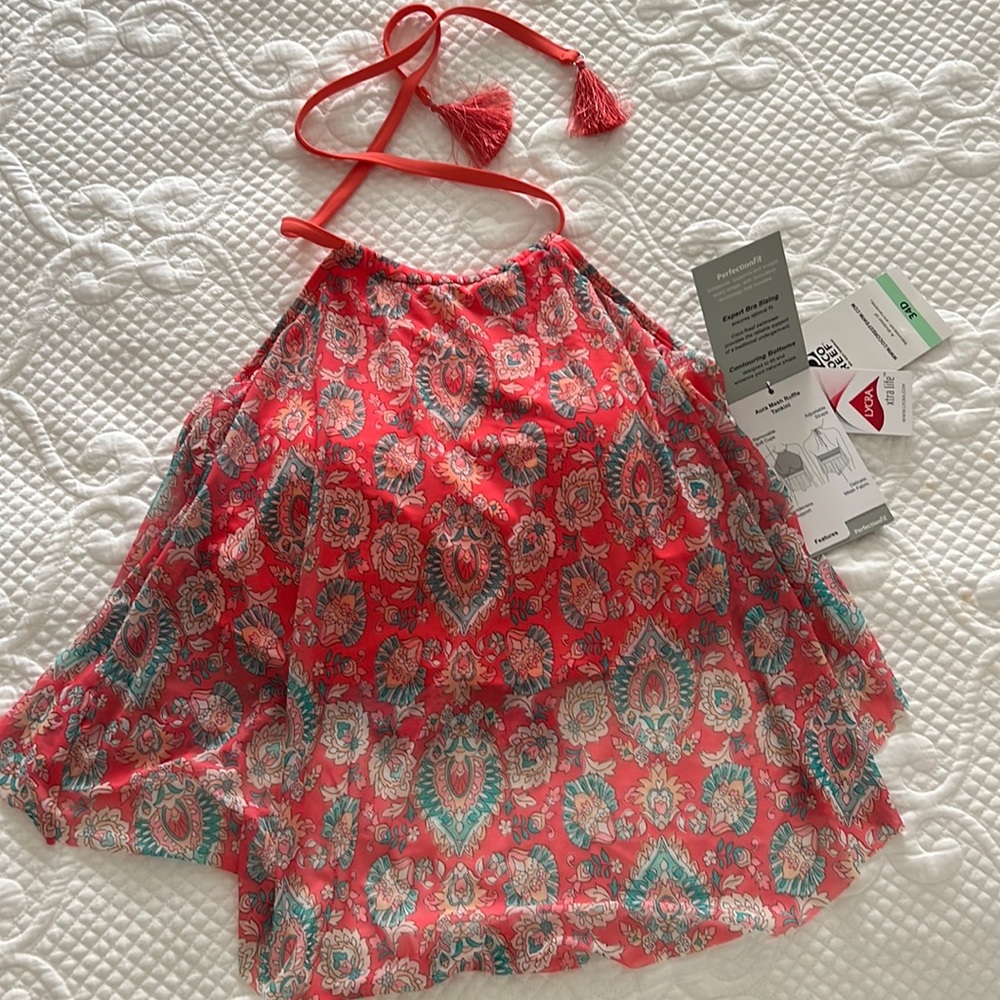 NWT Coco Reef bathing suit top